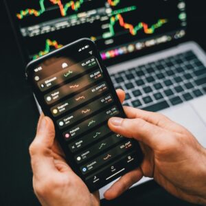 top 10 essential forex trading tips vptrade pexels alesiakozik 6771900